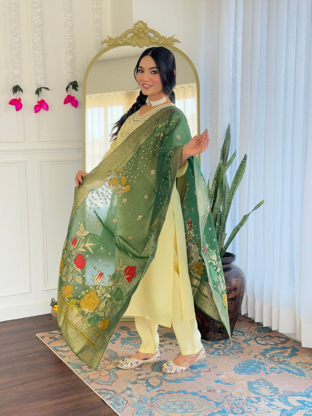 KERVI Chanderi Jaquard Kurti Set