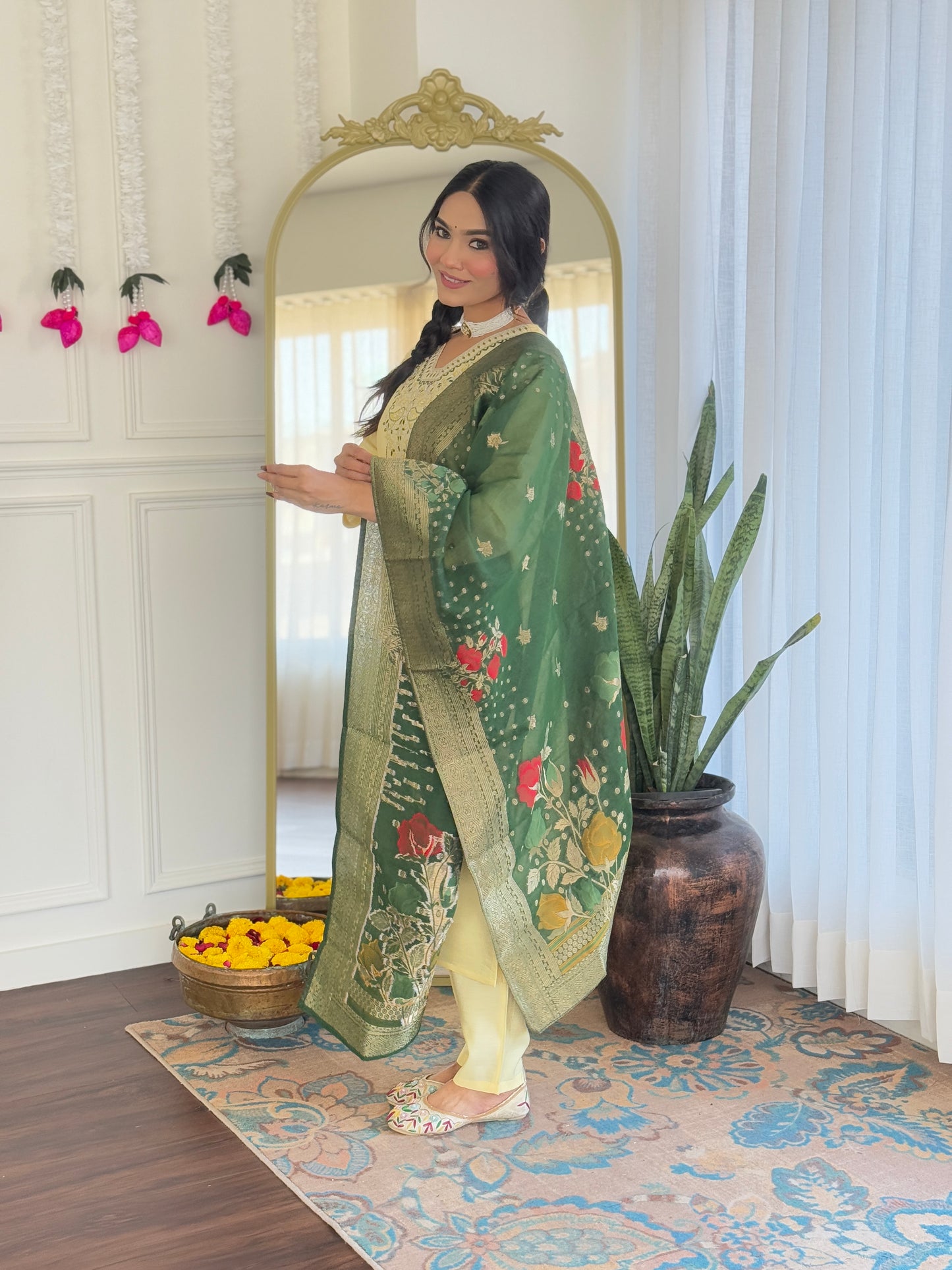 KERVI Chanderi Jaquard Kurti Set