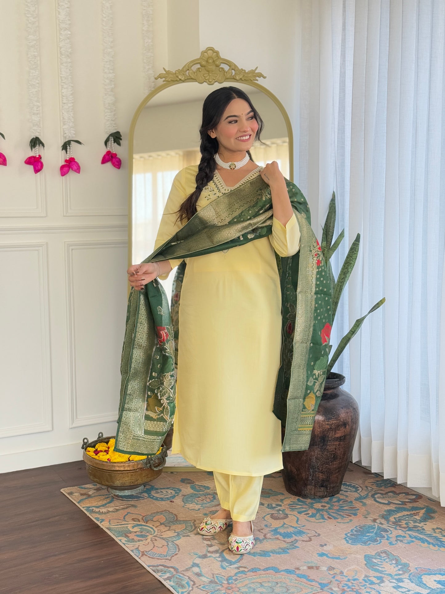 KERVI Chanderi Jaquard Kurti Set