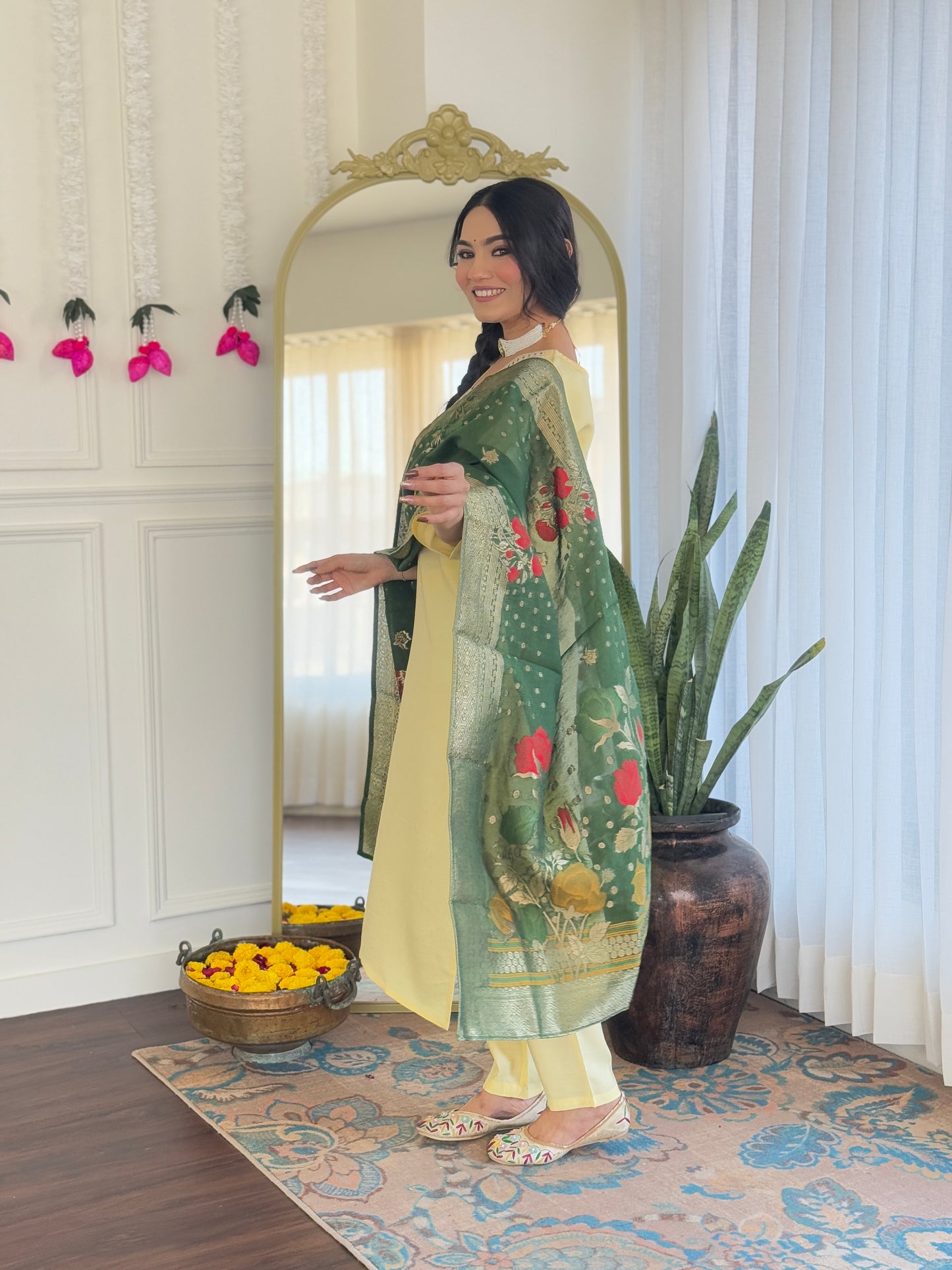 KERVI Chanderi Jaquard Kurti Set