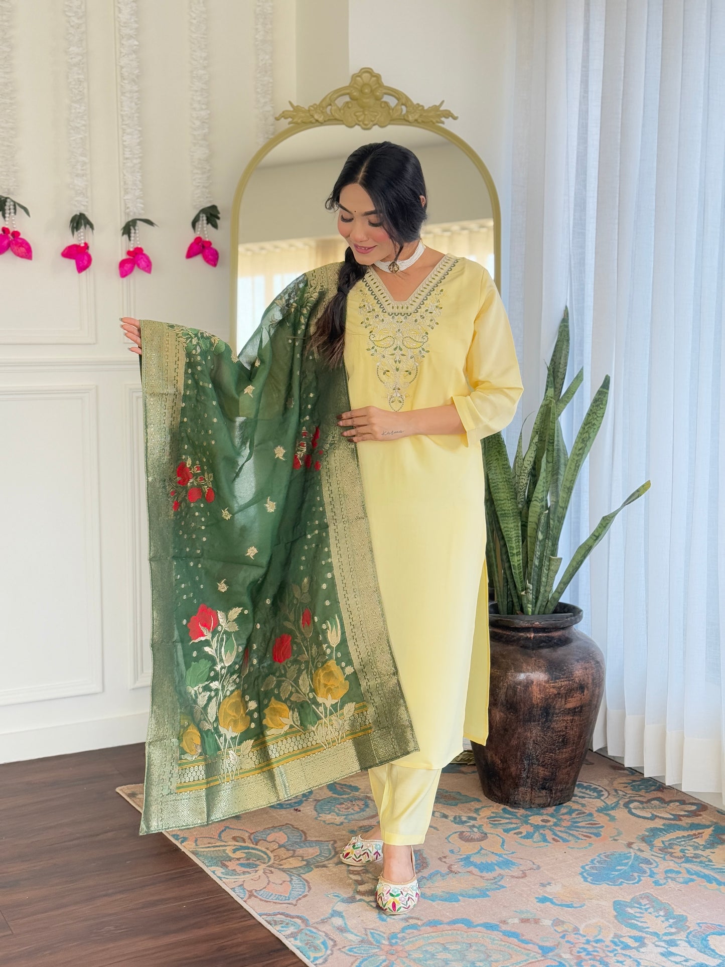 KERVI Chanderi Jaquard Kurti Set
