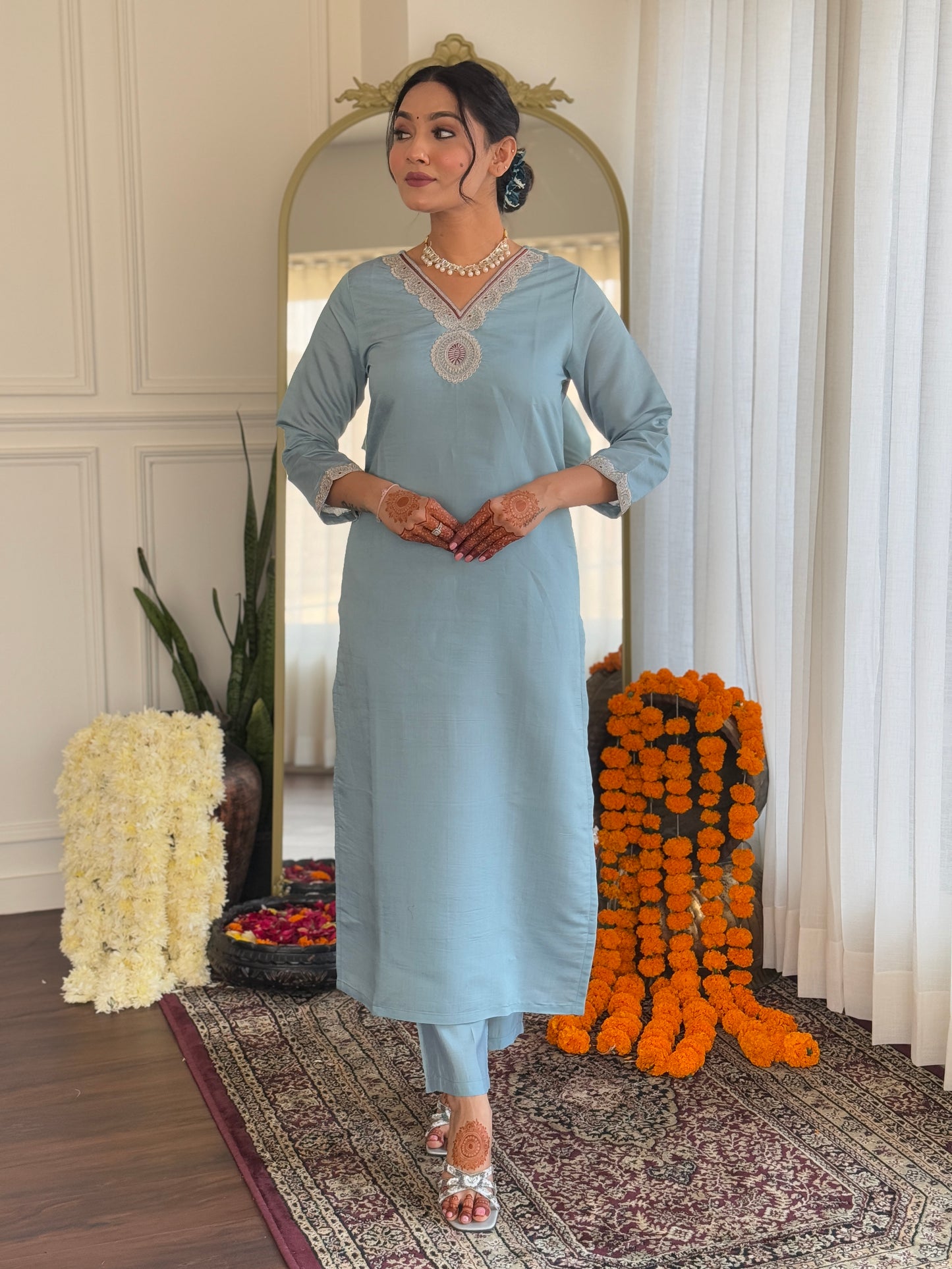 Classic Straight Cut Kurti