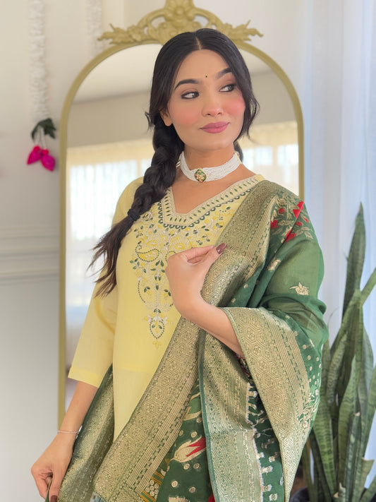 KERVI Chanderi Jaquard Kurti Set