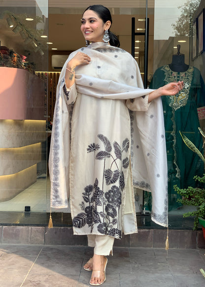 Chinnon Silk Gadhwal Chinon Kurti Set