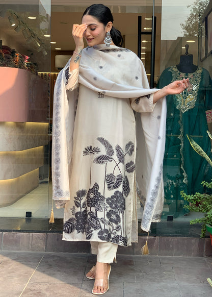 Chinnon Silk Gadhwal Chinon Kurti Set