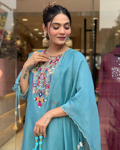 White Rana Pink Chanderi Silk Organza Kurti Set