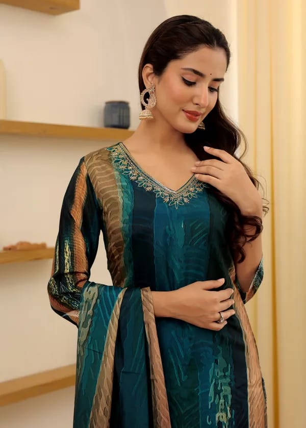 Aaliya Viscose Rayon Chanderi Kurti Set