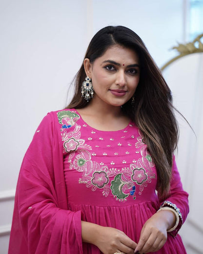 Morlo BSY Chinon Chanderi Kurti Set