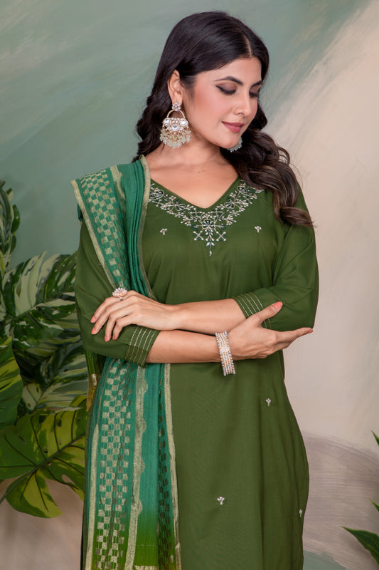 Sameera Viscose Chanderi Russel Kurti Set