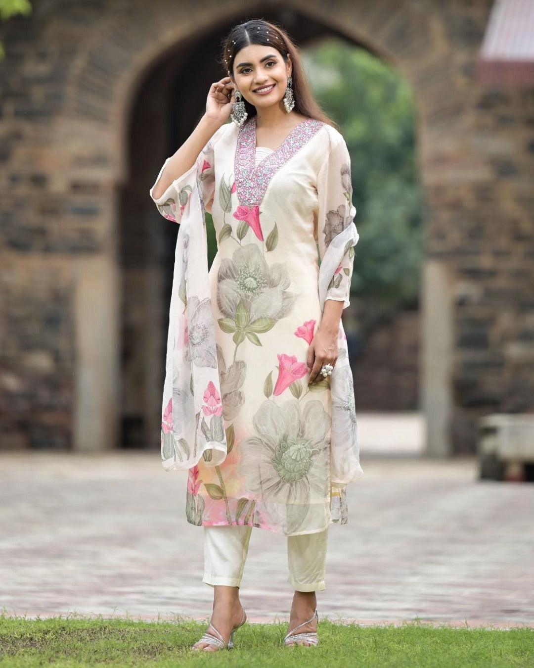 Sonika Georgette Viscose Chanderi Kurti Set