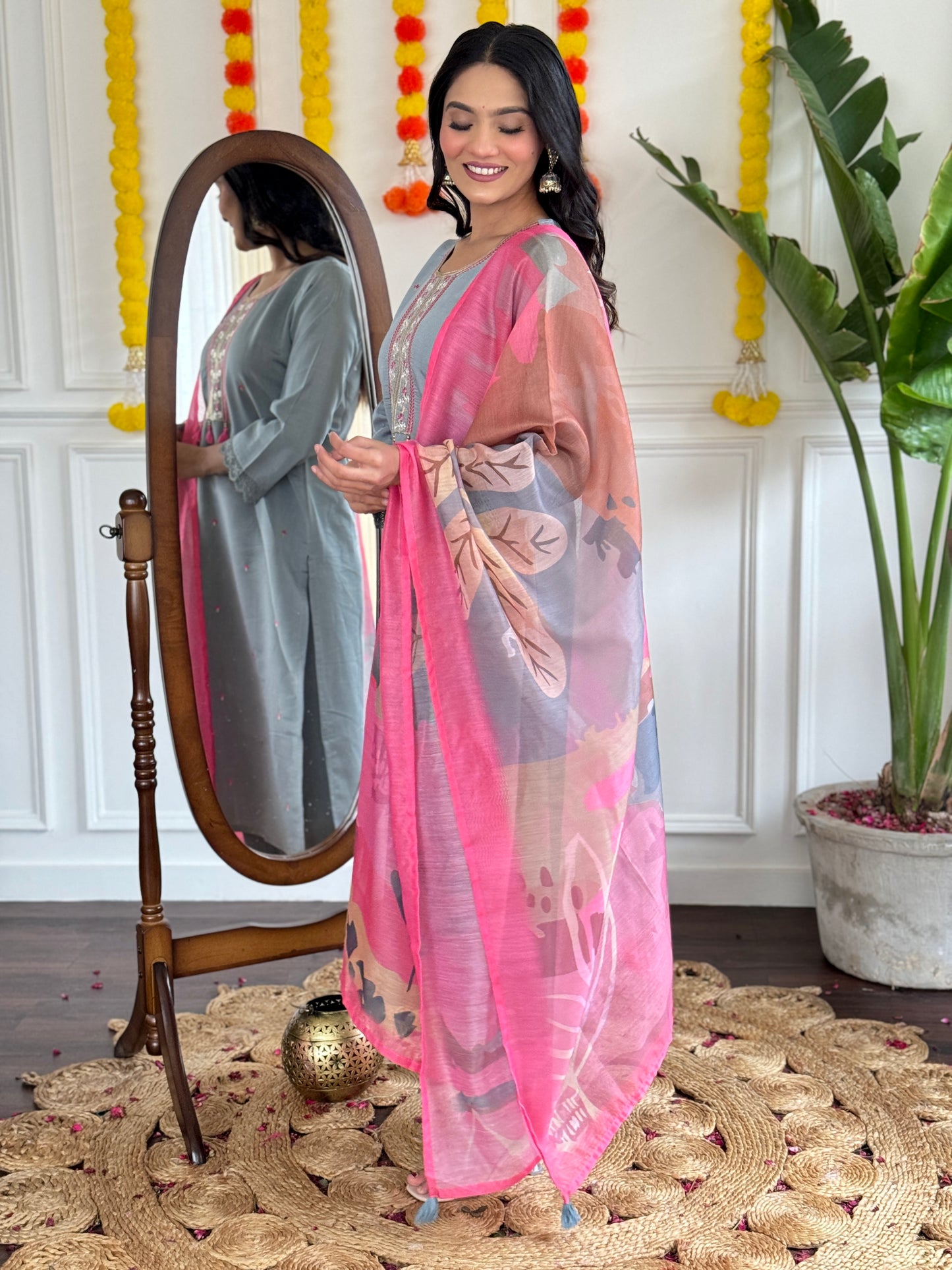 AAROHI Viscose Chanderi Pure Linen Kurti Set