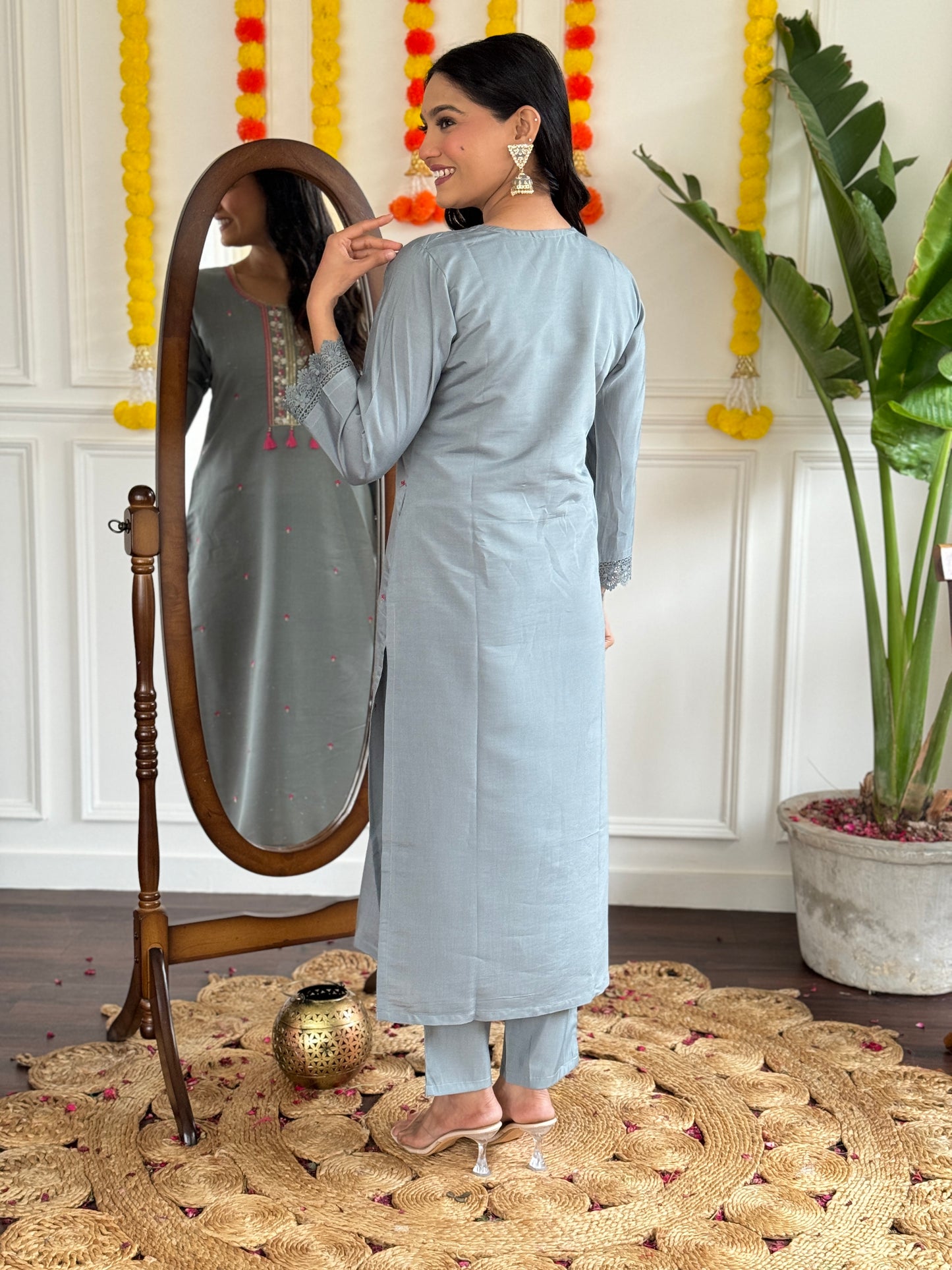 AAROHI Viscose Chanderi Pure Linen Kurti Set