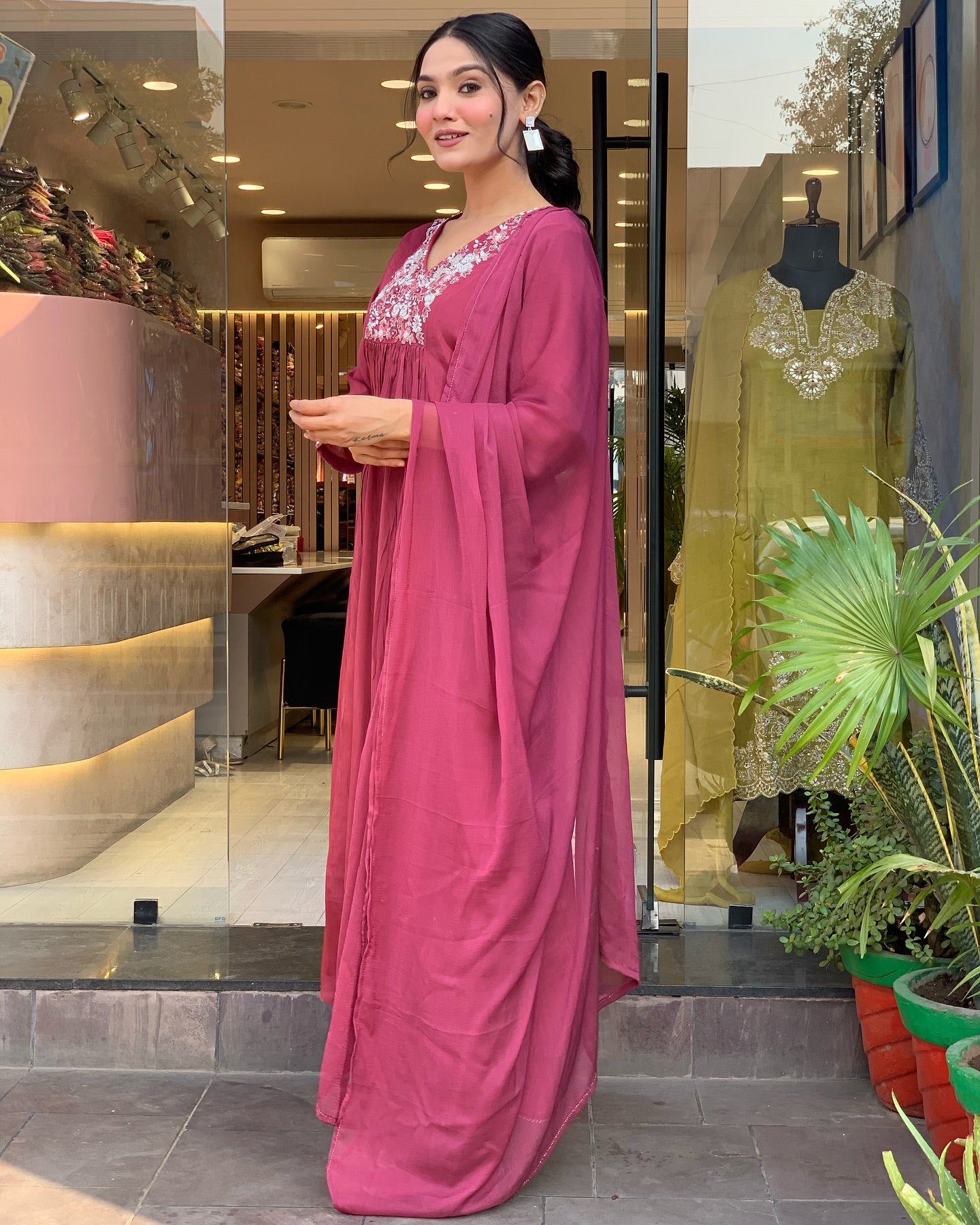 AYUSHI Viscose Chinnon Nazmin Kurti Set