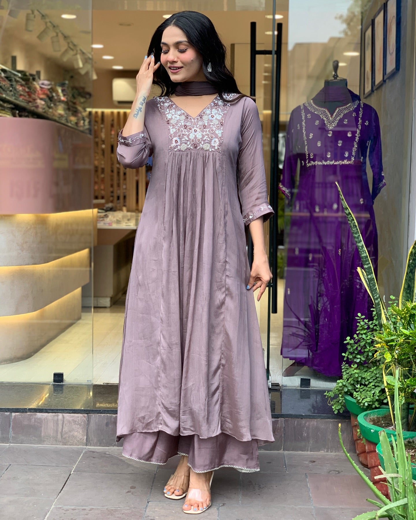 AYUSHI Viscose Chinnon Nazmin Kurti Set