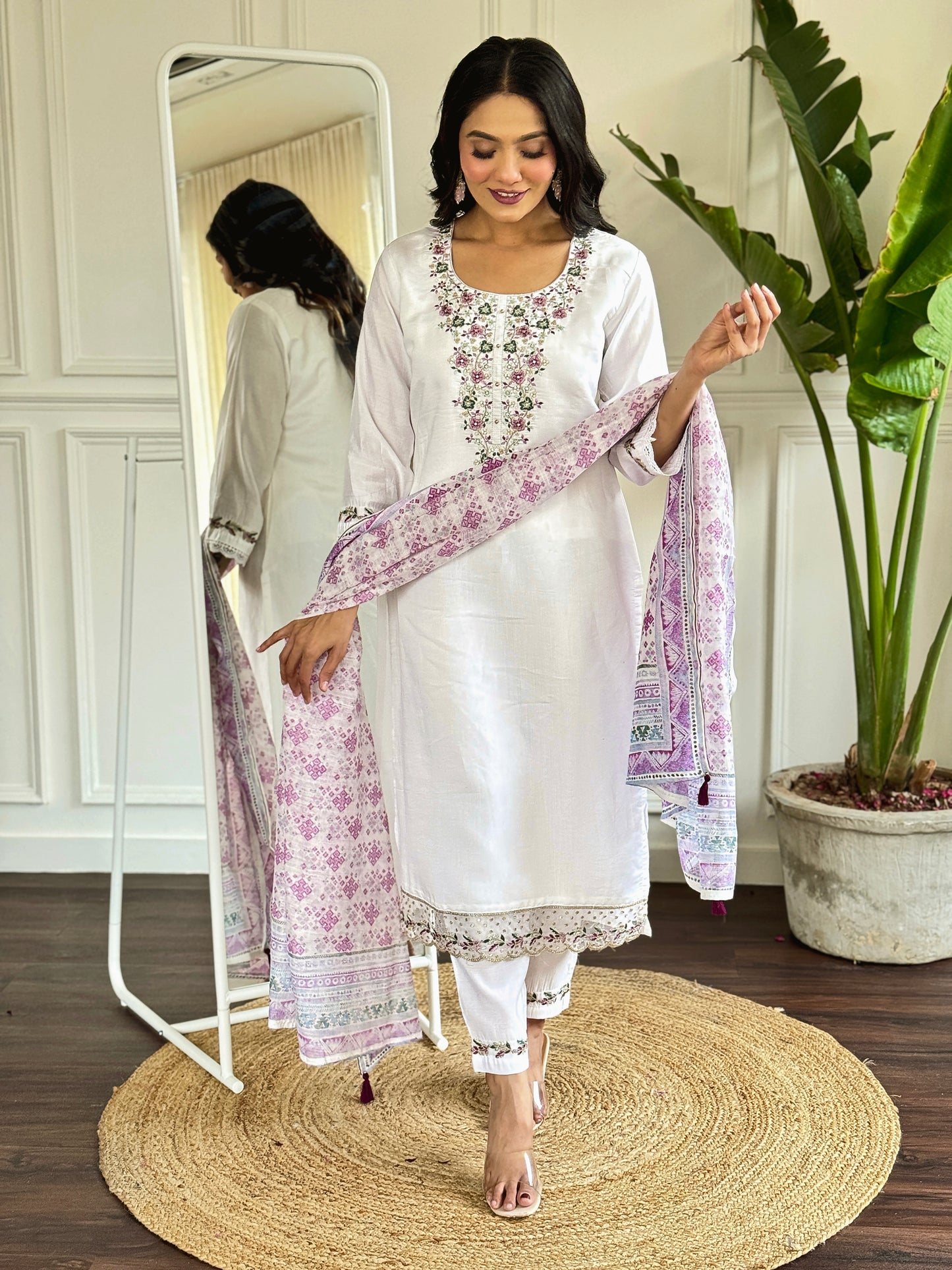 FALGUNI Viscose Chanderi Clinen Kurti Set