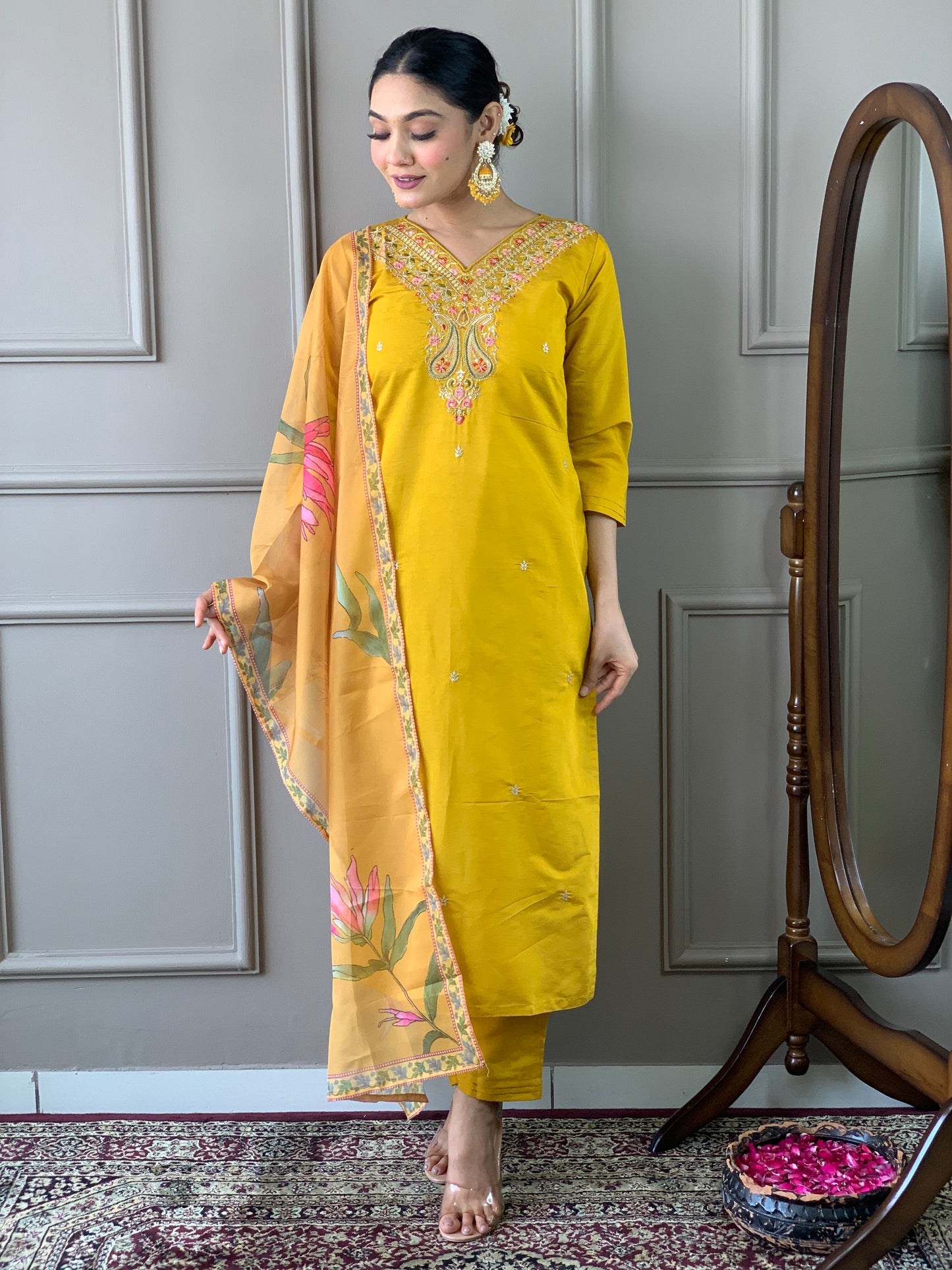 GAURI Viscose Chanderi Nylon Taby Kurti Set