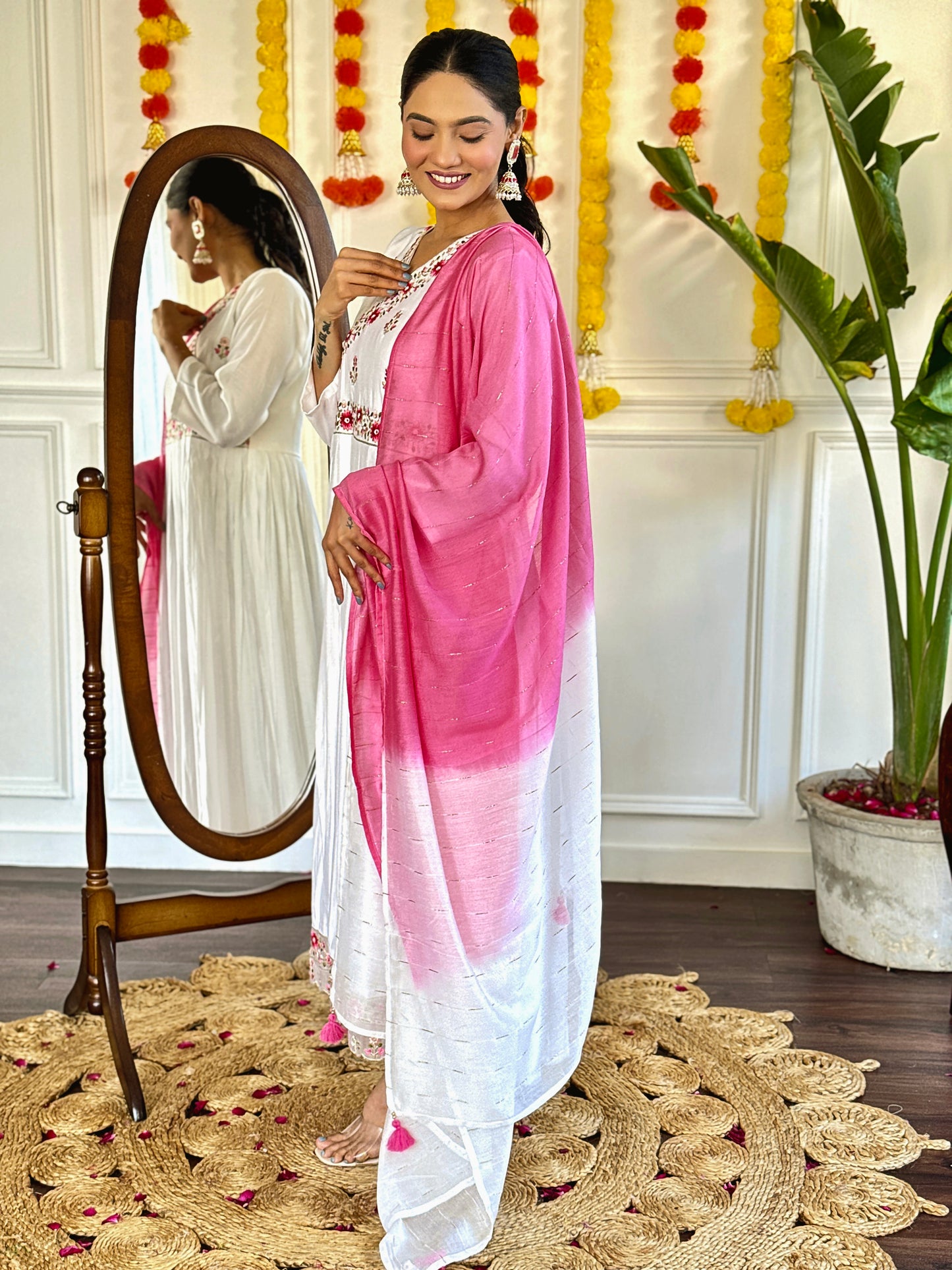 KANIKA Viscose Chanderi Jacquard Kurti Set