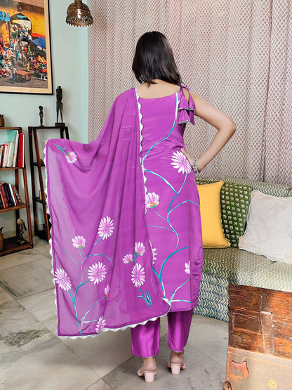 KAVERI Viscose French Crepe Georgette Kurti Set