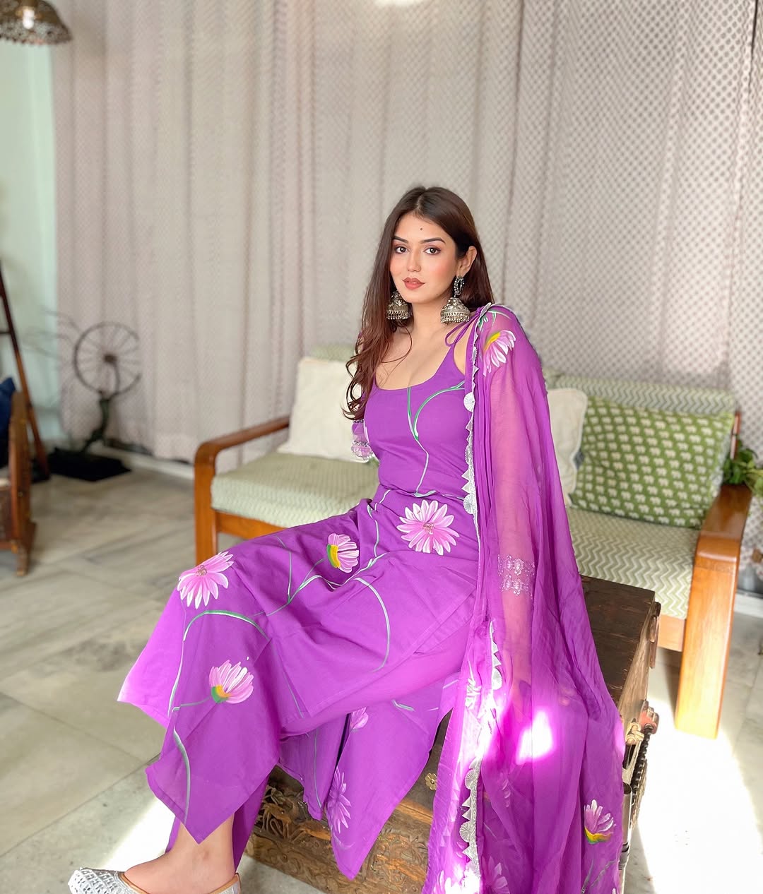 KAVERI Viscose French Crepe Georgette Kurti Set