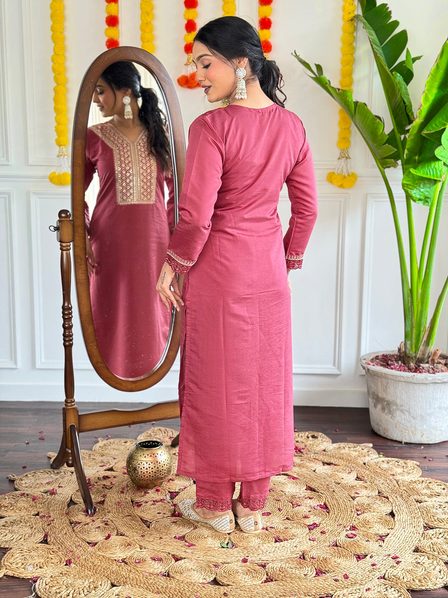 MADHAVI Viscose Chanderi Nylon Chanderi Kurti Set