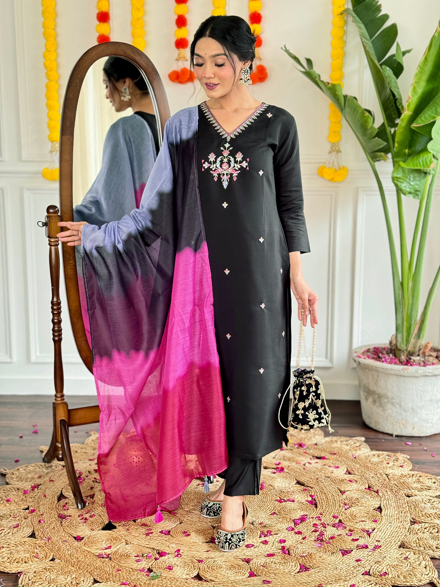 MALLIKA Viscose Chanderi Chanderi Kurti Set