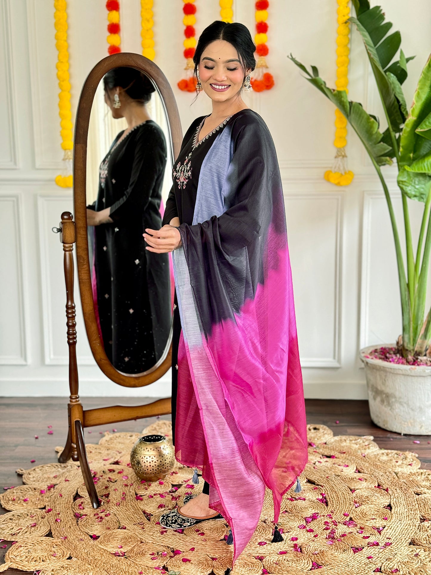 MALLIKA Viscose Chanderi Chanderi Kurti Set