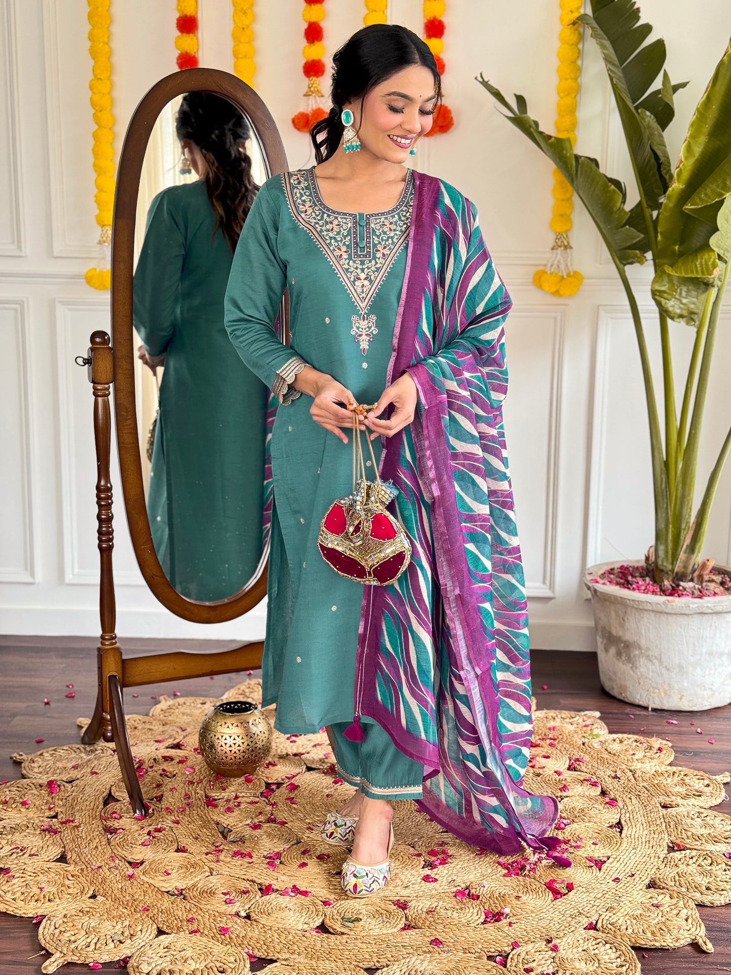 NAMRATA Viscose Chanderi Linen Kurti Set
