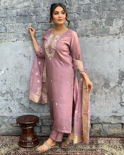 VAANI Viscose Chanderi Jacquard Kurti Set