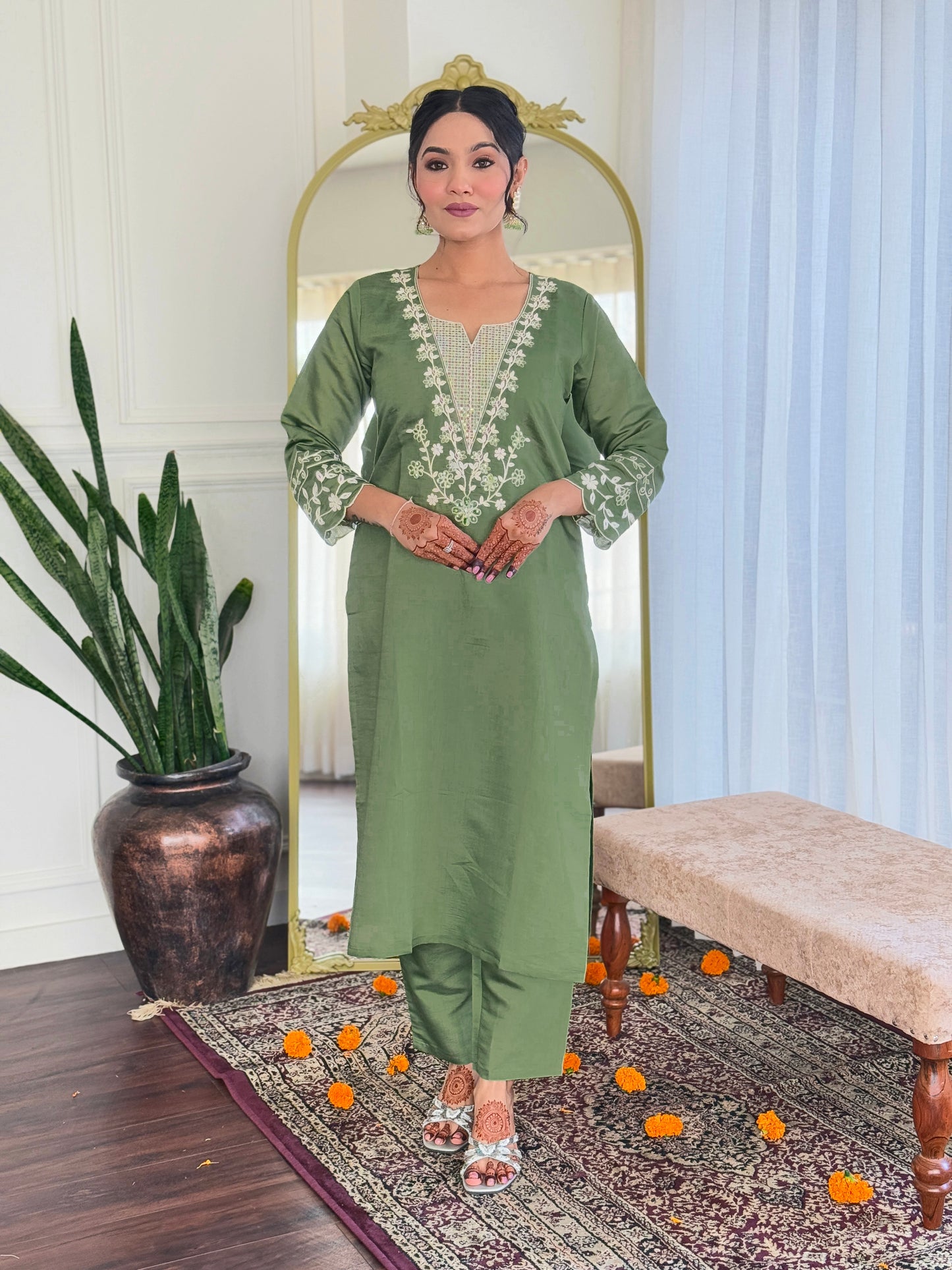 VEDA Viscose Chanderi Linen Kurti Set