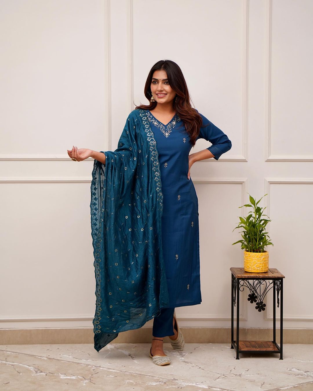 ZARNA Viscose Chanderi Chanderi Kurti Set