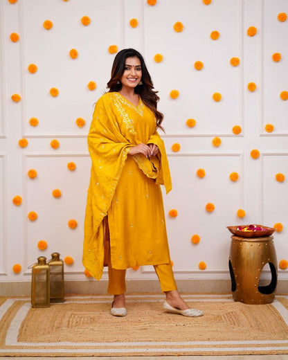 ZARNA Viscose Chanderi Chanderi Kurti Set