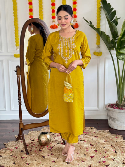 ZIA Viscose Chanderi Pure Linen Kurti Set