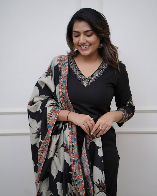 BLACK BERRY Viscose Silk Chinon Kurti Set