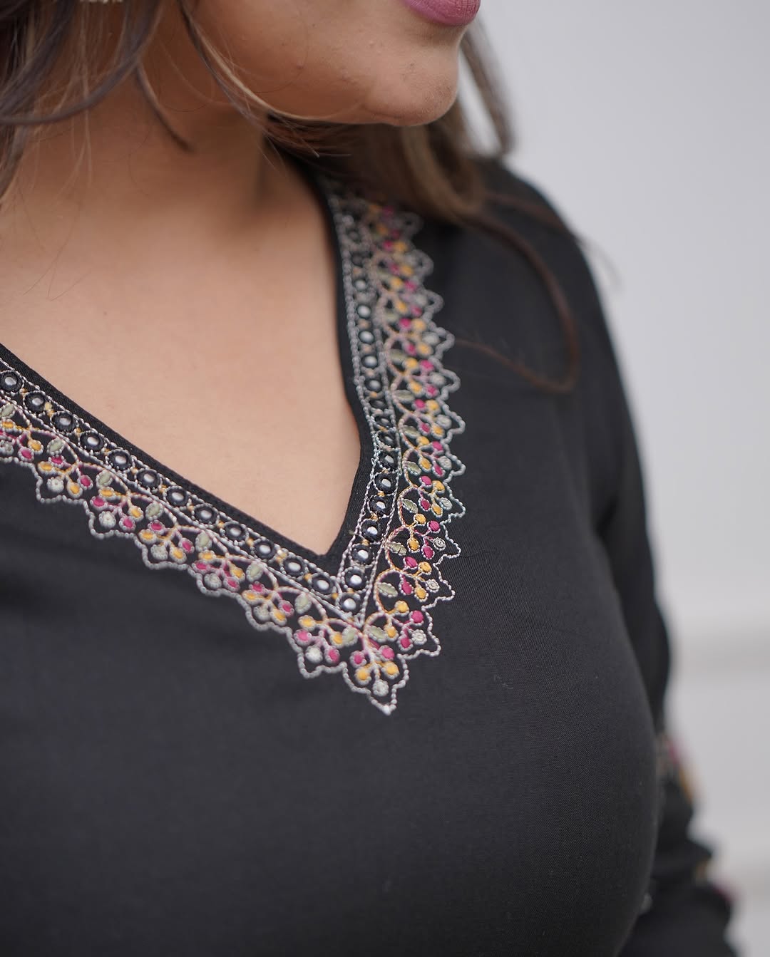 BLACK BERRY Viscose Silk Chinon Kurti Set