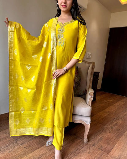 NIRVA Viscose Chanderi Jacquard Kurti Set