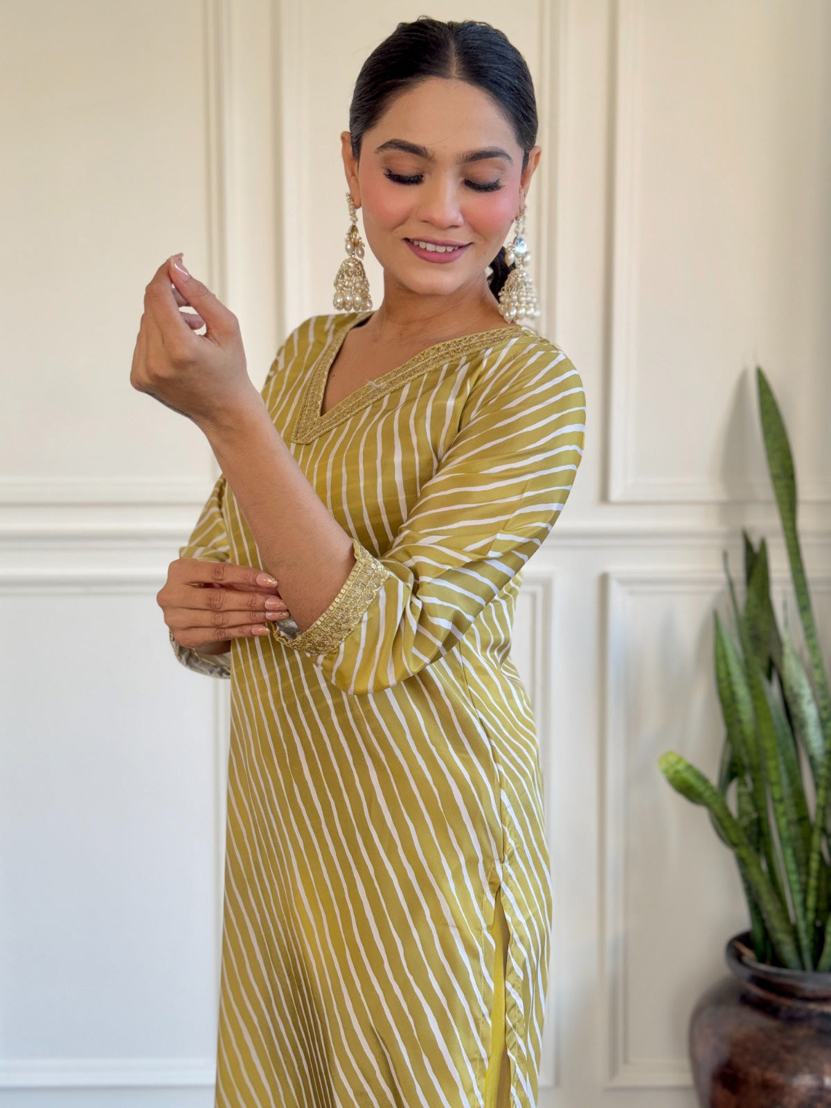 SARA Viscose Chanderi Organza Kurti Set